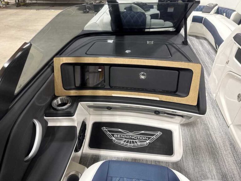 2026 Bennington 27RXFBWAT2 - Twin V8 - Joystick - NEW RX - NEW Windshield US-ETWS9280J526 [photo 13]